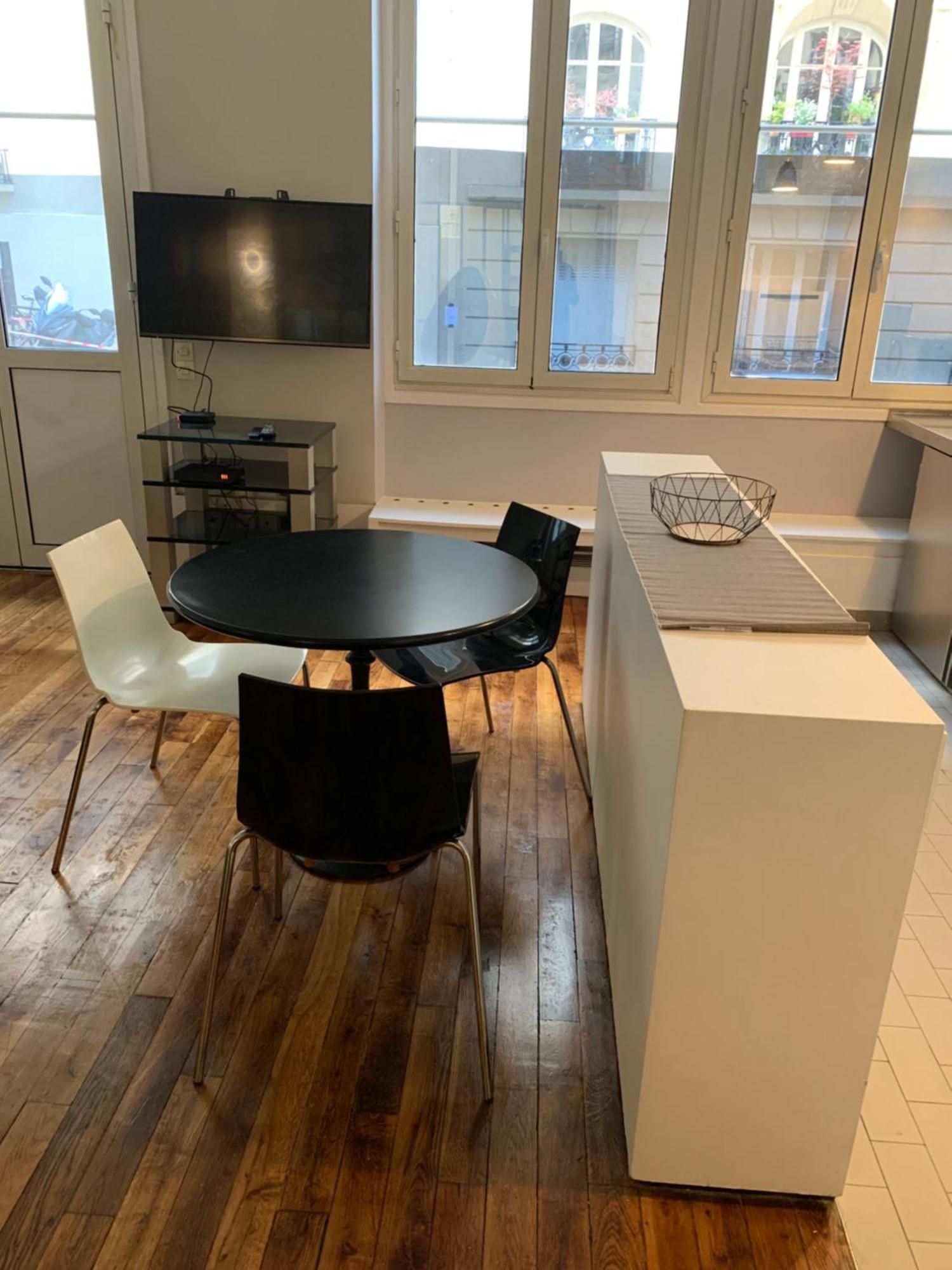 Loft Montmartre Au Pieds Des Vignes Apartment ปารีส ภายนอก รูปภาพ